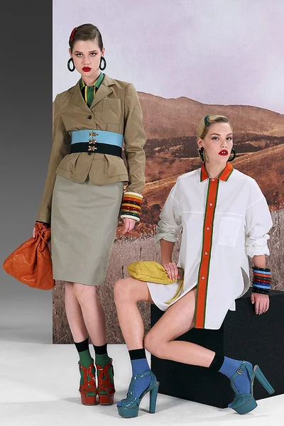 Look 3